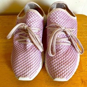 Adidas Deerupt.